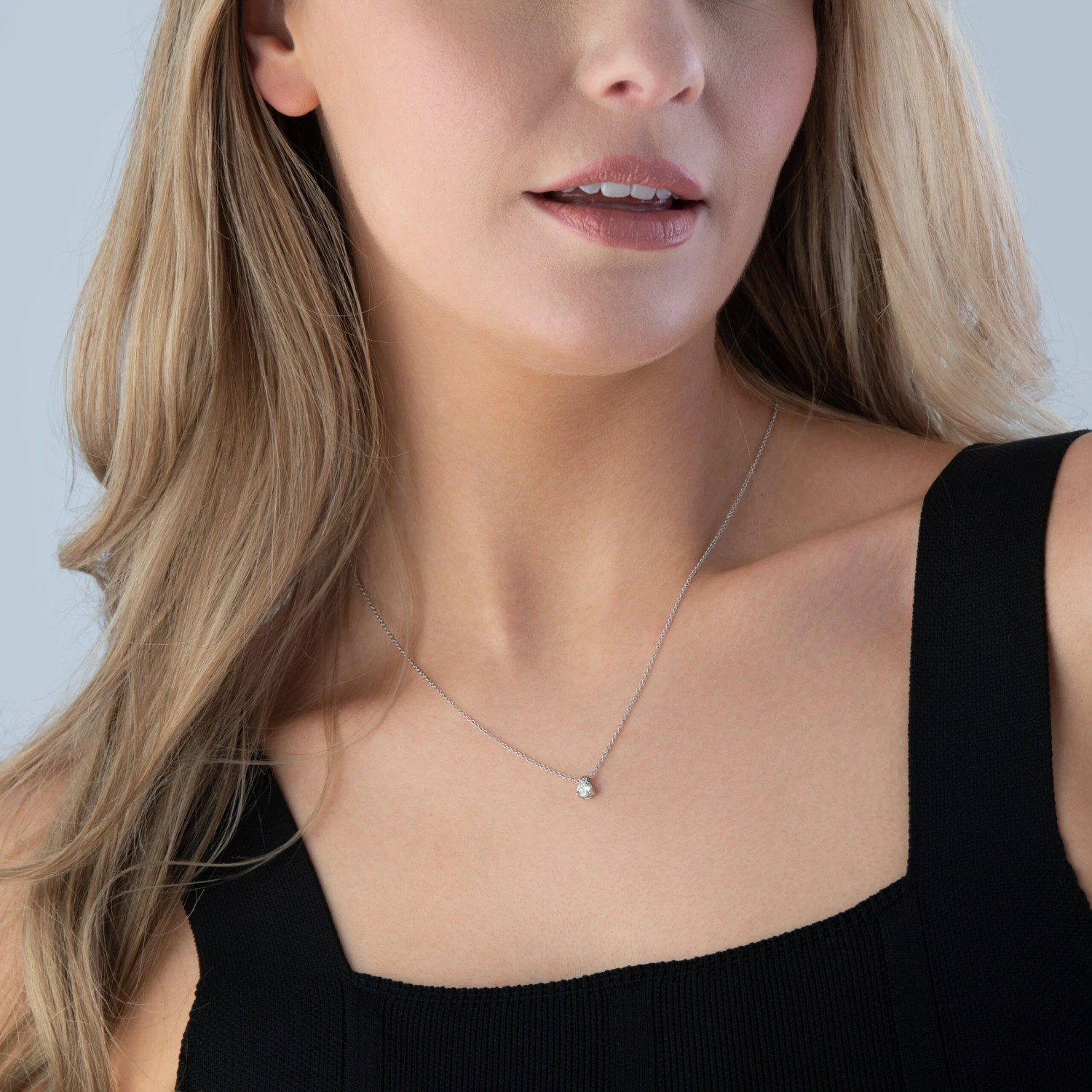 Hearts On Fire 18ct White Gold Diamond Pendant - Image 3